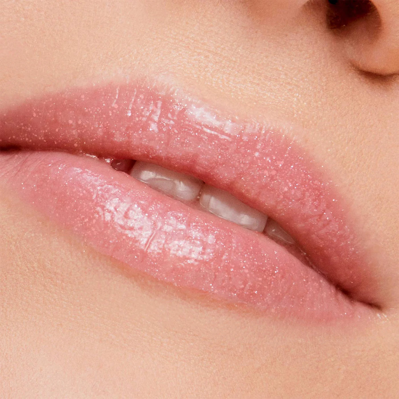 #JI Hyaluronic Lip Gloss_Pink Glacé (kühles Rosa mit Schimmer)